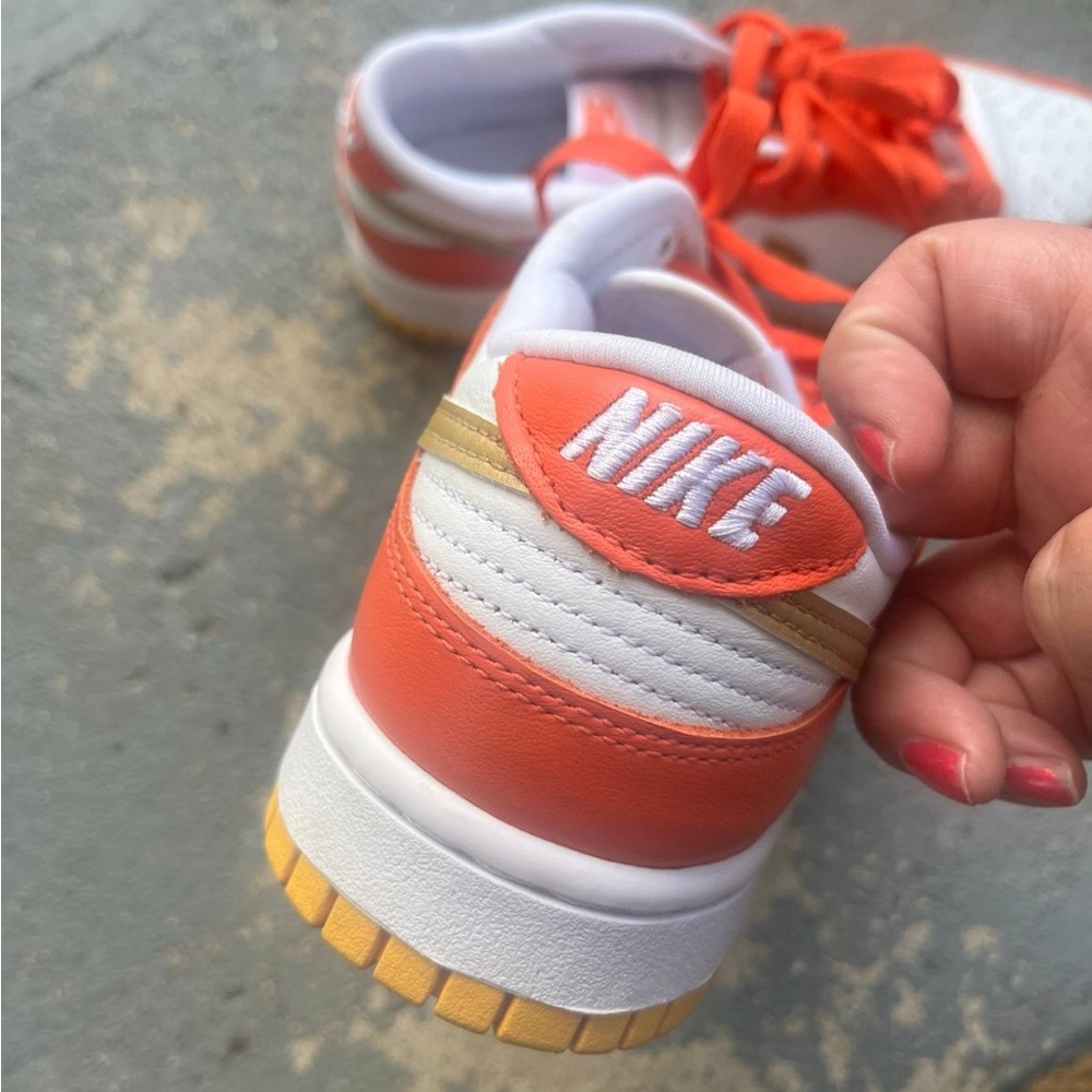 Nike low dunk orange university gold size 8 - Picture 4 of 13